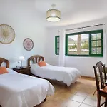Casa Crisana בית נופש Haría